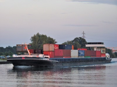 La-Quatra-2-31-05-2018-Oeffelt (2).JPG (167.19 Kio) Vu 2007 fois La-Quatra-2-31-05-2018-Oeffelt (2).JPG