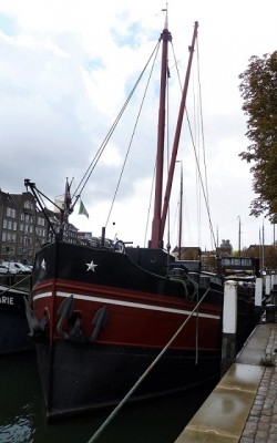 Fata-Morgana-2-06-10-2017-Dordrecht (2).JPG (112.81 Kio) Vu 1369 fois Fata-Morgana-2-06-10-2017-Dordrecht (2).JPG