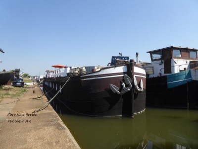 Dame de Seine Rena Marseilles les Aubigny - Copie.JPG