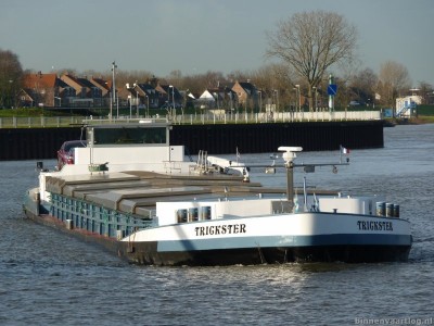 trickster-2-17-12-2011.jpg (102.38 Kio) Vu 2887 fois trickster-2-17-12-2011.jpg