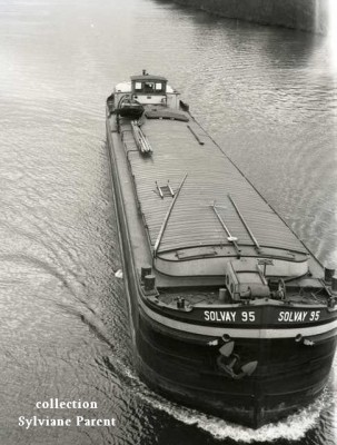 SLV 95 - sur la Seine.jpg