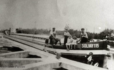 SLV 115 Famille PORA JB.jpg (135.64 Kio) Vu 6061 fois SLV 115 Famille PORA JB.jpg