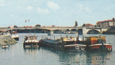 St-Jean-de-Losne (Côte-d'Or) - Les rives de la Saône - GIL-RAY (dét 2).jpg (103.76 Kio) Vu 4536 fois St-Jean-de-Losne (Côte-d'Or) - Les rives de la Saône - GIL-RAY (dét 2).jpg
