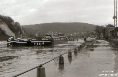 SLV 124 - & SLV 104 Crue Meuse Belge.jpg (105.71 Kio) Vu 1870 fois SLV 124 - & SLV 104 Crue Meuse Belge.jpg