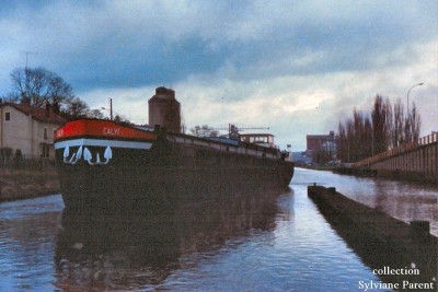 SLV 124 devenu CALVI à son départ de Dombasle fin 1987.jpg (115.72 Kio) Vu 1870 fois SLV 124 devenu CALVI à son départ de Dombasle fin 1987.jpg