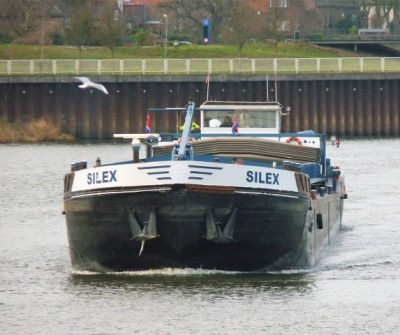 4.jpg (81.2 Kio) Vu 2016 fois 4.jpg