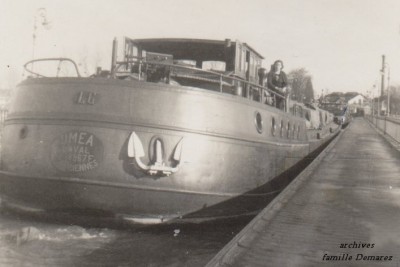 UMEA pont-canal de Briare.jpg