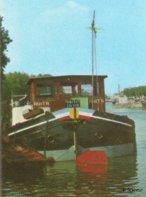 Montceau-les-Mines (Saône-et-Loire) - Le port sur le canal du Centre (4) (red).jpg