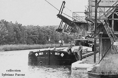 SR21 Villey vers 1960 (dét).jpg (75.8 Kio) Vu 4660 fois SR21 Villey vers 1960 (dét).jpg