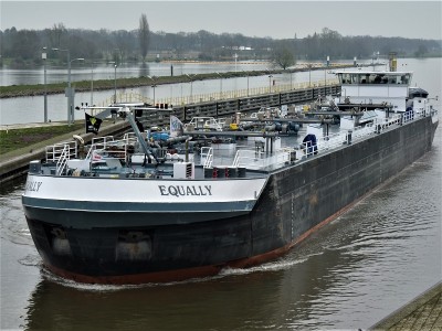 Equally-2-28-03-2019-sluis-Sambeek.jpg (230.31 Kio) Vu 1720 fois Equally-2-28-03-2019-sluis-Sambeek.jpg