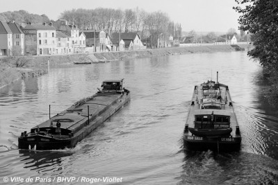 DESIRE et ESSO LILLE.jpg (169.91 Kio) Vu 1523 fois DESIRE et ESSO LILLE.jpg