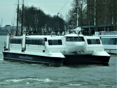 aqualiner-2-rotterdam-16-03-2013.jpg (238.34 Kio) Vu 1724 fois aqualiner-2-rotterdam-16-03-2013.jpg