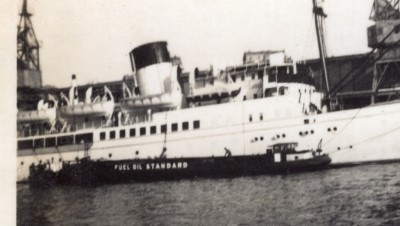 Ile de Beauté, Marseille 08.37, Ausschnitt ravitailleur (DR, Coll. vM) - resized.jpg (160.21 Kio) Vu 1546 fois Ile de Beauté, Marseille 08.37, Ausschnitt ravitailleur (DR, Coll. vM) - resized.jpg