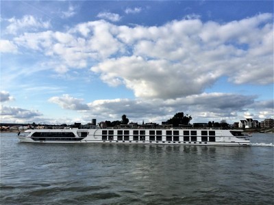 Antonio-Belucci-5-15-07-2019-Nijmegen (2) (1).jpg (90.02 Kio) Vu 1557 fois Antonio-Belucci-5-15-07-2019-Nijmegen (2) (1).jpg