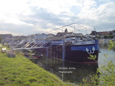 Losne Liberty2.JPG (192.62 Kio) Vu 1346 fois Losne Liberty2.JPG