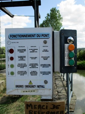 IMG_0486 (Copier).JPG (87.59 Kio) Vu 6792 fois IMG_0486 (Copier).JPG