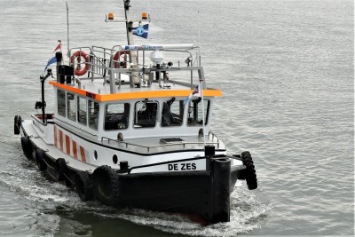 De-Zes-1-22-10-2019-sluis-Grave (2).jpg (114.2 Kio) Vu 2286 fois De-Zes-1-22-10-2019-sluis-Grave (2).jpg