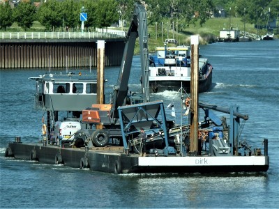 Dirk-Jr-2-15-05-2019-sluis-Lith (2).JPG (276.68 Kio) Vu 2195 fois Dirk-Jr-2-15-05-2019-sluis-Lith (2).JPG