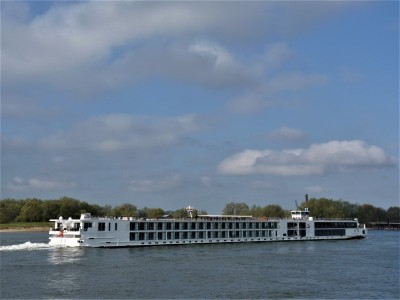 Viking-Sigyn-3-13-04-2019-Oosterhout (2) (1).jpg