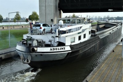 Adeline-3-16-11-2019-sluis-Lith (2) (1).jpg