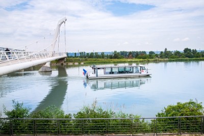 EVASION d (Copier).jpg (158.3 Kio) Vu 2000 fois EVASION d (Copier).jpg