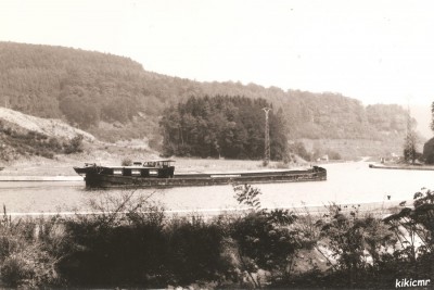 1969 Péniche quittant le plan incliné d'Arzviller.jpg (133.69 Kio) Vu 2482 fois 1969 Péniche quittant le plan incliné d'Arzviller.jpg