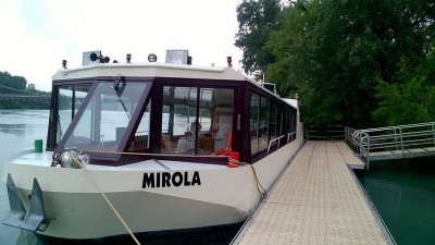 MIROLA b (Copier).jpg