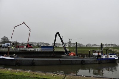 Optimist-Sr-3-24-01-2020-sluis-Lith (2).jpg (56.17 Kio) Vu 2053 fois Optimist-Sr-3-24-01-2020-sluis-Lith (2).jpg