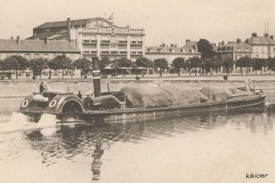 Creil (Oise) - Bords de l'Oise et la place Carnot (2) (red).jpg (164.19 Kio) Vu 4440 fois Creil (Oise) - Bords de l'Oise et la place Carnot (2) (red).jpg