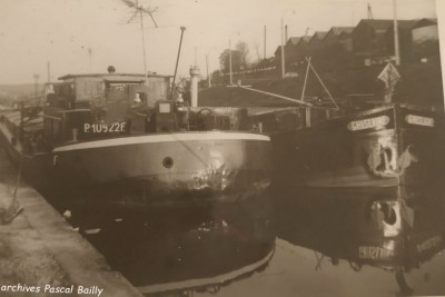 EBA et GHISLAINE.jpg (74.78 Kio) Vu 2095 fois EBA et GHISLAINE.jpg