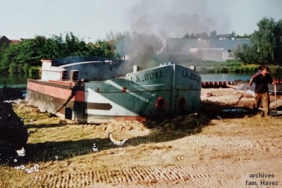 LA ROVA déchirage Charleville 1992 (2).jpg