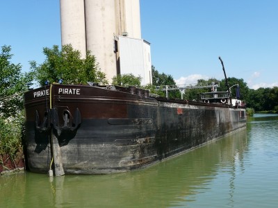 pirate-tours-av.JPG (272.58 Kio) Vu 10167 fois pirate-tours-av.JPG