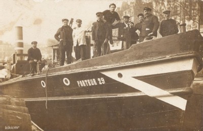 PORTEUR 29 (red).jpg
