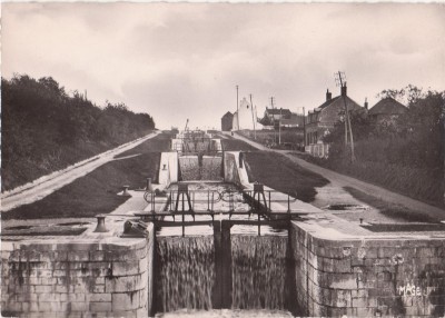 f1 001 (Copier).jpg (119.54 Kio) Vu 6234 fois f1 001 (Copier).jpg