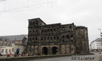 treves-porta nigra.JPG