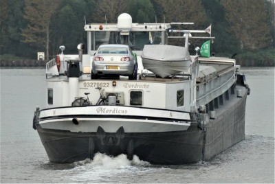 Mordicus-4-30-09-2020-sluis-Lith (2).jpg (83.78 Kio) Vu 2279 fois Mordicus-4-30-09-2020-sluis-Lith (2).jpg