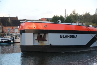 IMG_1637.JPG (103.4 Kio) Vu 1167 fois IMG_1637.JPG