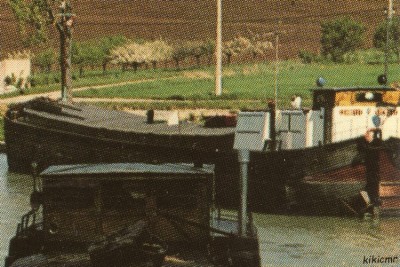 Einville (Meurthe-et-Moselle) - Le canal (4) (red).jpg (207.9 Kio) Vu 5544 fois Einville (Meurthe-et-Moselle) - Le canal (4) (red).jpg