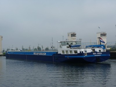 mer-green-8-23-09-2-11.jpg