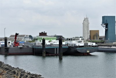 Philipskercke-II-3-19-07-2019-Wemeldinge (2).JPG (187.22 Kio) Vu 1552 fois Philipskercke-II-3-19-07-2019-Wemeldinge (2).JPG