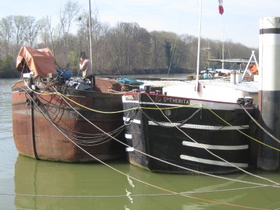 stes therita+cd-av.JPG (246.85 Kio) Vu 1328 fois stes therita+cd-av.JPG