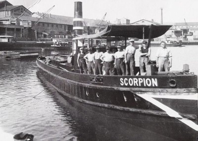 Remorqueur Scorpion (LY 706)(5)(28,15m x 5,00m)(200cv vapeur)(1887 Arles).jpg (98.48 Kio) Vu 2329 fois Remorqueur Scorpion (LY 706)(5)(28,15m x 5,00m)(200cv vapeur)(1887 Arles).jpg