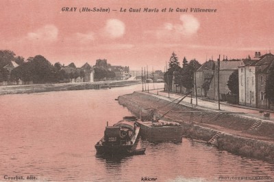 Gray (Haute-Saône) - Le quai Mavia et le quai Villeneuve (1) (dét).jpg