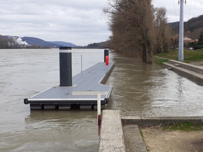 Andance Ponton (Copier).jpg (129.89 Kio) Vu 51377 fois Andance Ponton (Copier).jpg