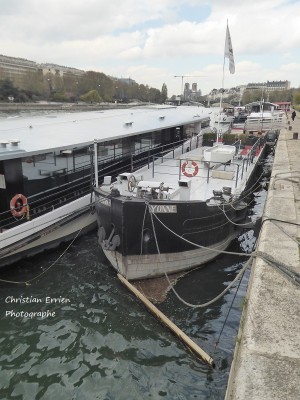 Yonne quai Henri IV 1 - Copie.JPG (207.38 Kio) Vu 3693 fois Yonne quai Henri IV 1 - Copie.JPG