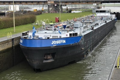 Josefin-2-14-03-2021-sluis-Grave (2).JPG