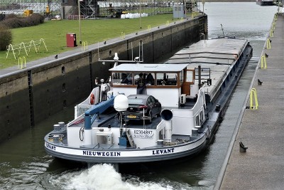 Levant-5-14-03-2021-sluis-Grave (2).JPG