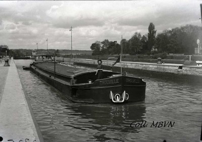 Trouville@musee-conflans.jpg