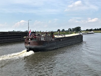 Stapper-4-08-07-2021-Grave (2).jpg (212.2 Kio) Vu 6459 fois Stapper-4-08-07-2021-Grave (2).jpg