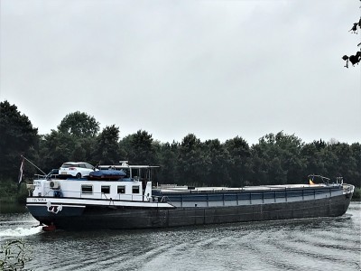 Via-Nova-2-19-08-2021-Neerbosch-Oost-Maas-en-Waalkanaal (2).jpg